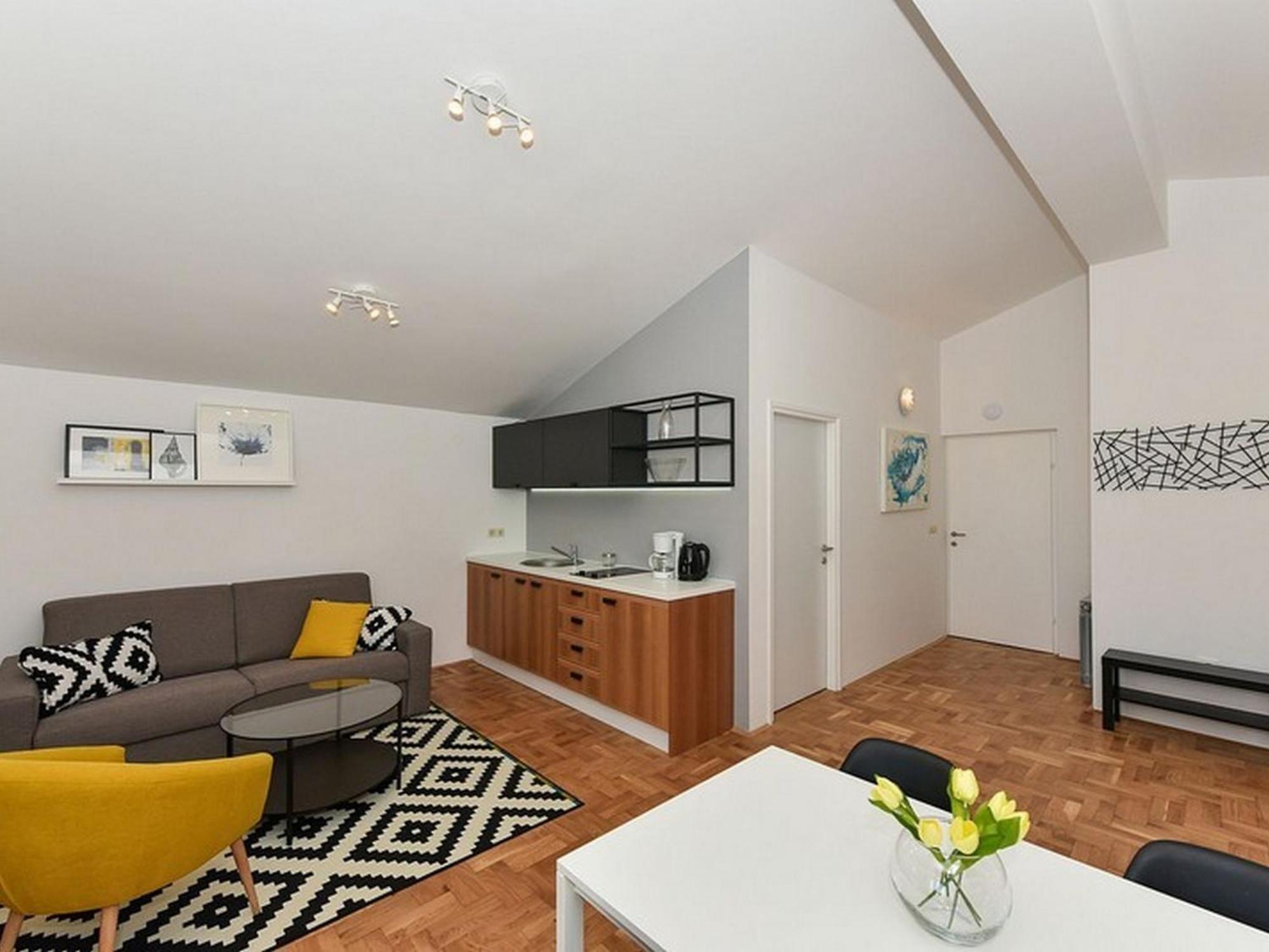 Mediterraneo Garden Apartment *