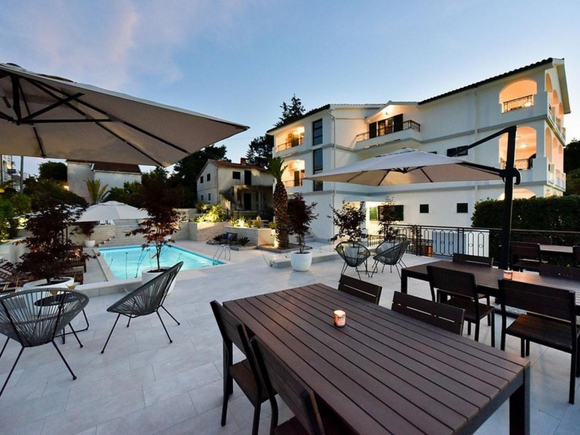 Mediterraneo Garden *