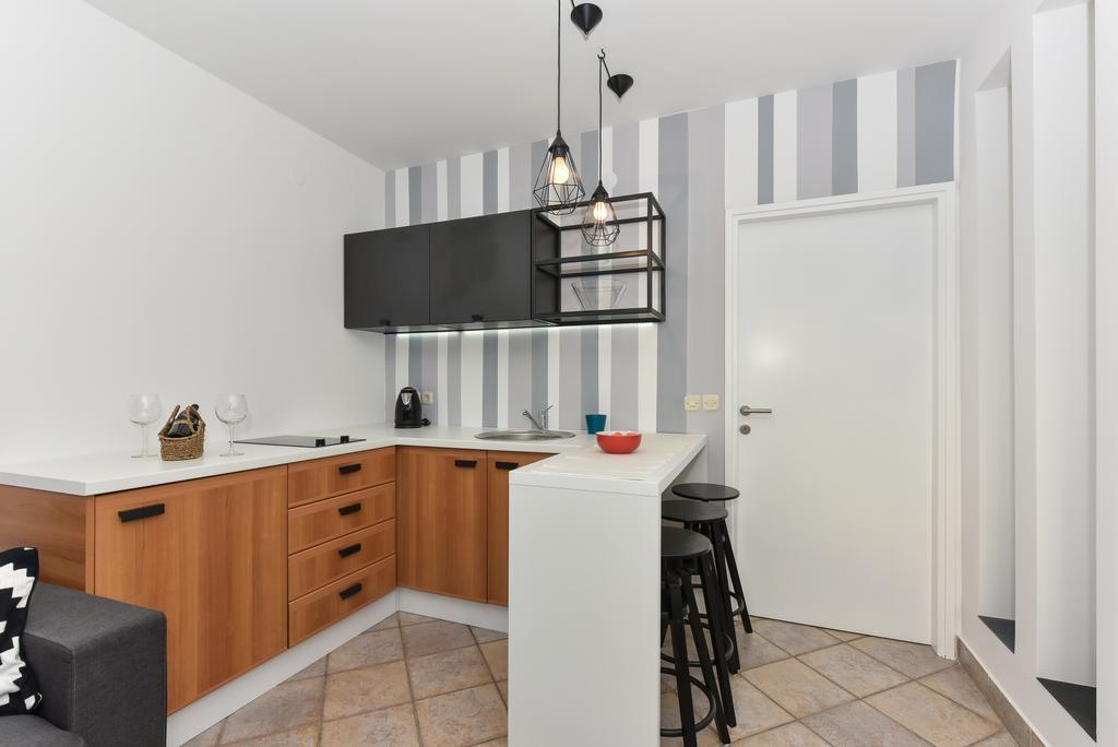 Mediterraneo Garden Apartment Petrcane